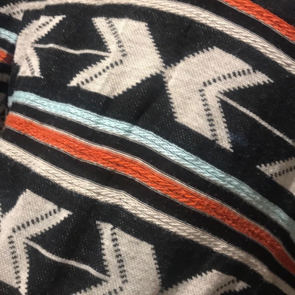 Santa Fe style sweater wrap - Picture 4 of 5